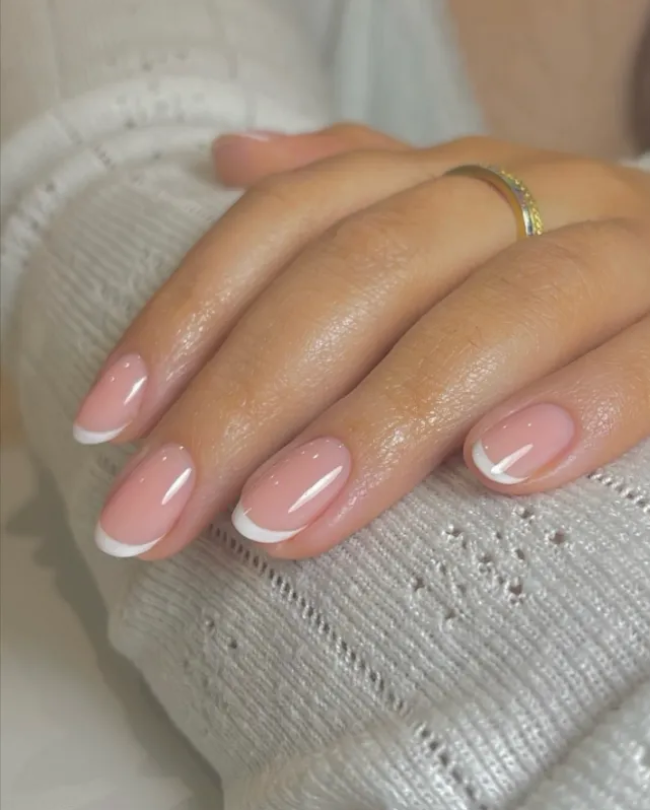 Clean Micro White French