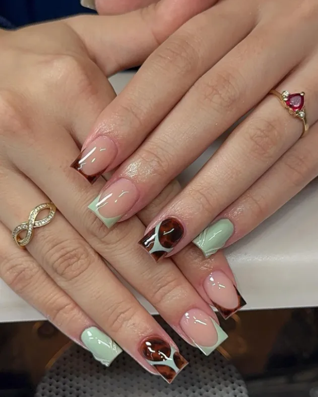 Mint & Tortoiseshell French Mix